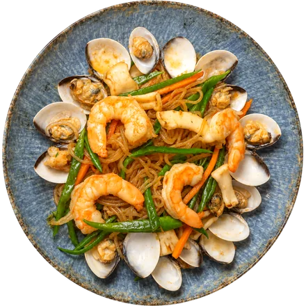 Vermicelli di patate dolci con mare